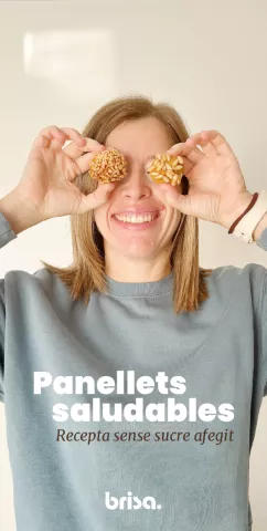 La Laia fent panellets saludables