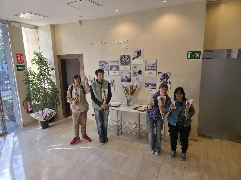 Aura al CSC per celebrar Sant Jordi