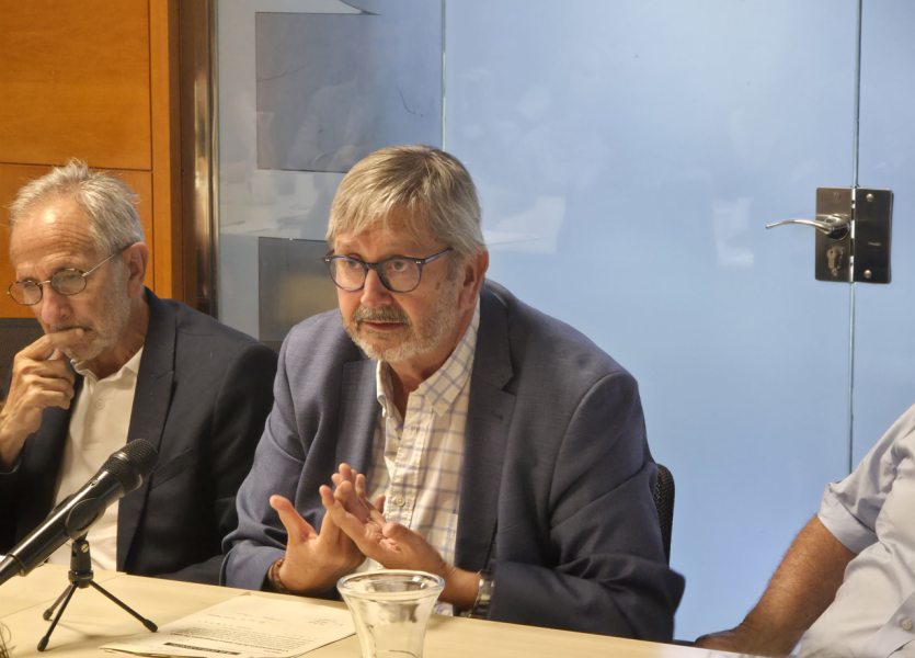Francesc José María durant la seva intervenció a la jornada “El rol del món local en el desplegament de les àrees integrades de salut (AIS)