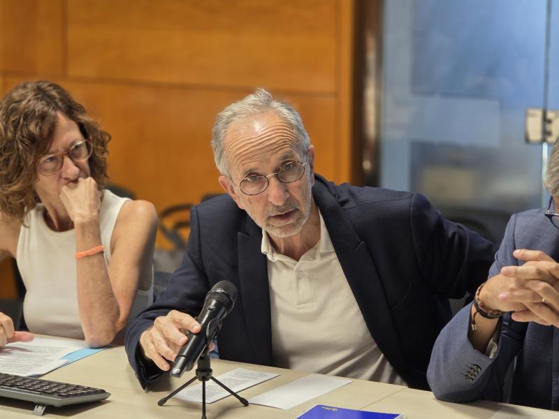 Josep Mayoral durant la seva intervenció a la jornada “El rol del món local en el desplegament de les àrees integrades de salut (AIS): el treball en xarxa amb els proveïdors del territori”