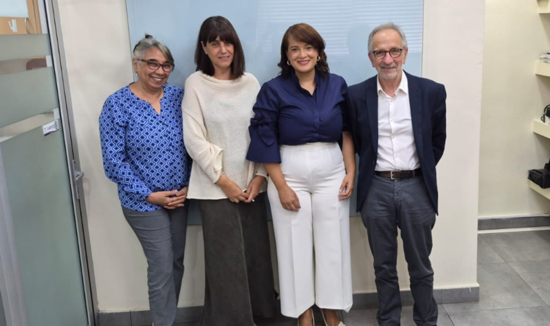 La visita també va incloure una reunió amb l'equip de la Direcció de Conducció Sectorial del Ministeri de Salut Pública, encapçalat per la seva directora, Maritza Pérez. 