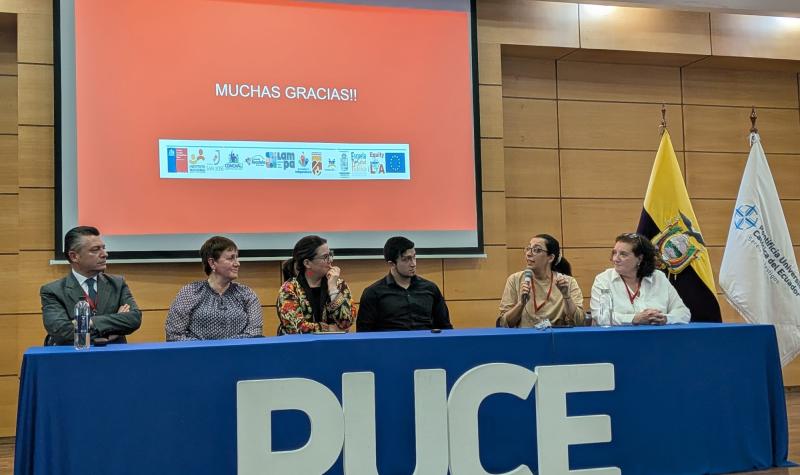 Ponents durant el seminari que va tenir lloc a la PUCE