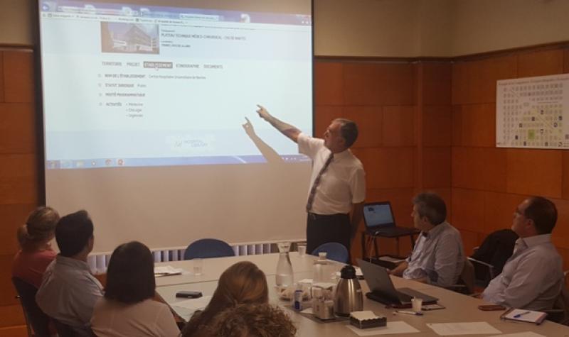 drmayolas-hospitallibrary-1477500161.jpg